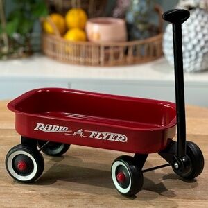 Radio Flyer Kids Toy Little Red Wagon